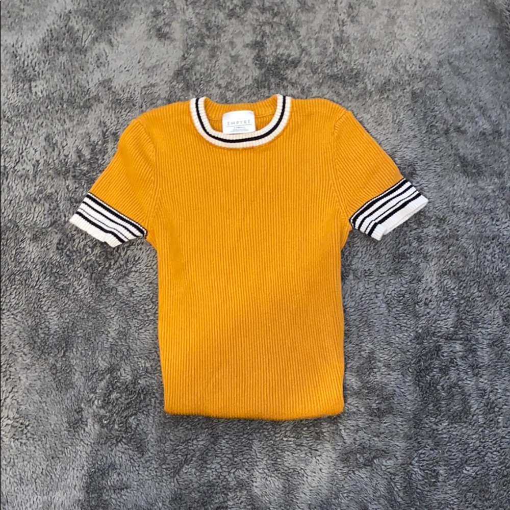 Fitted tee zumiez